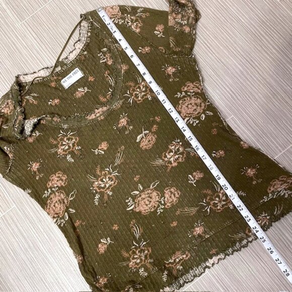Free People We The Free Clover Floral Long Sleeve Thermal Shirt Size Large Green - Picture 14 of 16